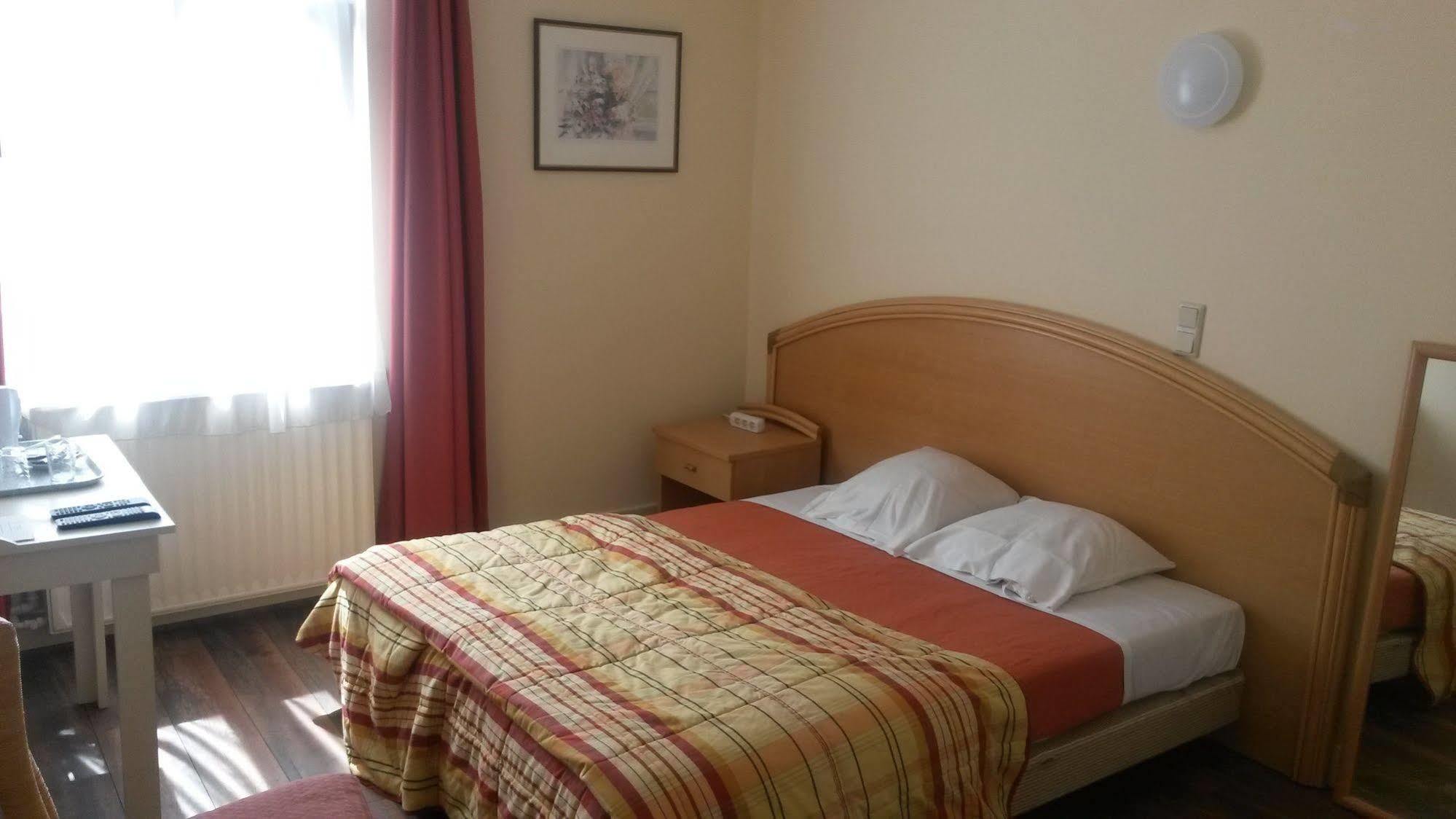 Hotel Queen Mary Brussels Luaran gambar