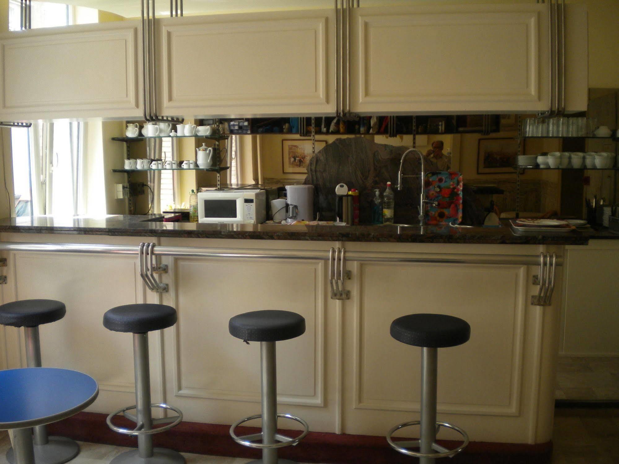 Hotel Queen Mary Brussels Luaran gambar